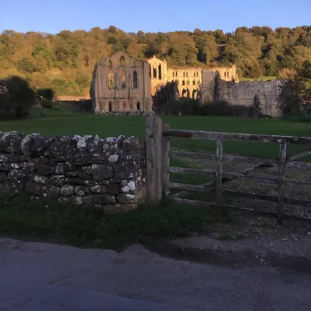 Oscar Park Farm Bed & Breakfast York